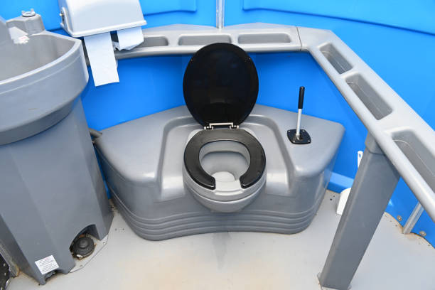 Professional porta potty rental in Burton, OH